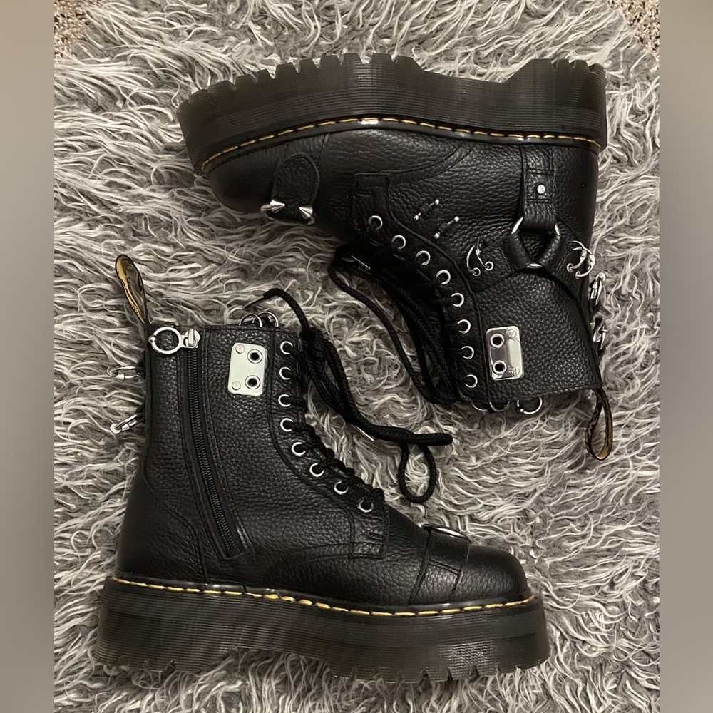 Jadon Piercing High Top Boots